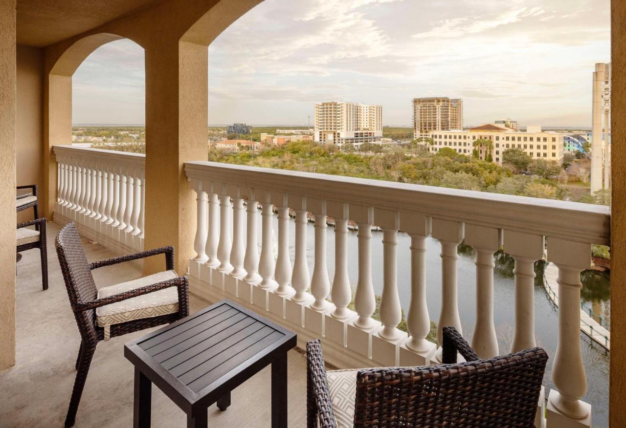 מלון Hilton St. Petersburg Carillon Park מראה חיצוני תמונה